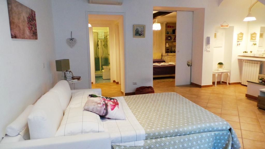 Apartment Il Salotto Di Via Giulia Rome