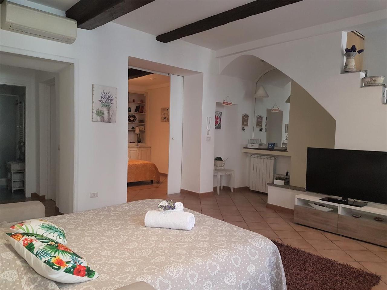 Apartment Il Salotto Di Via Giulia Rome