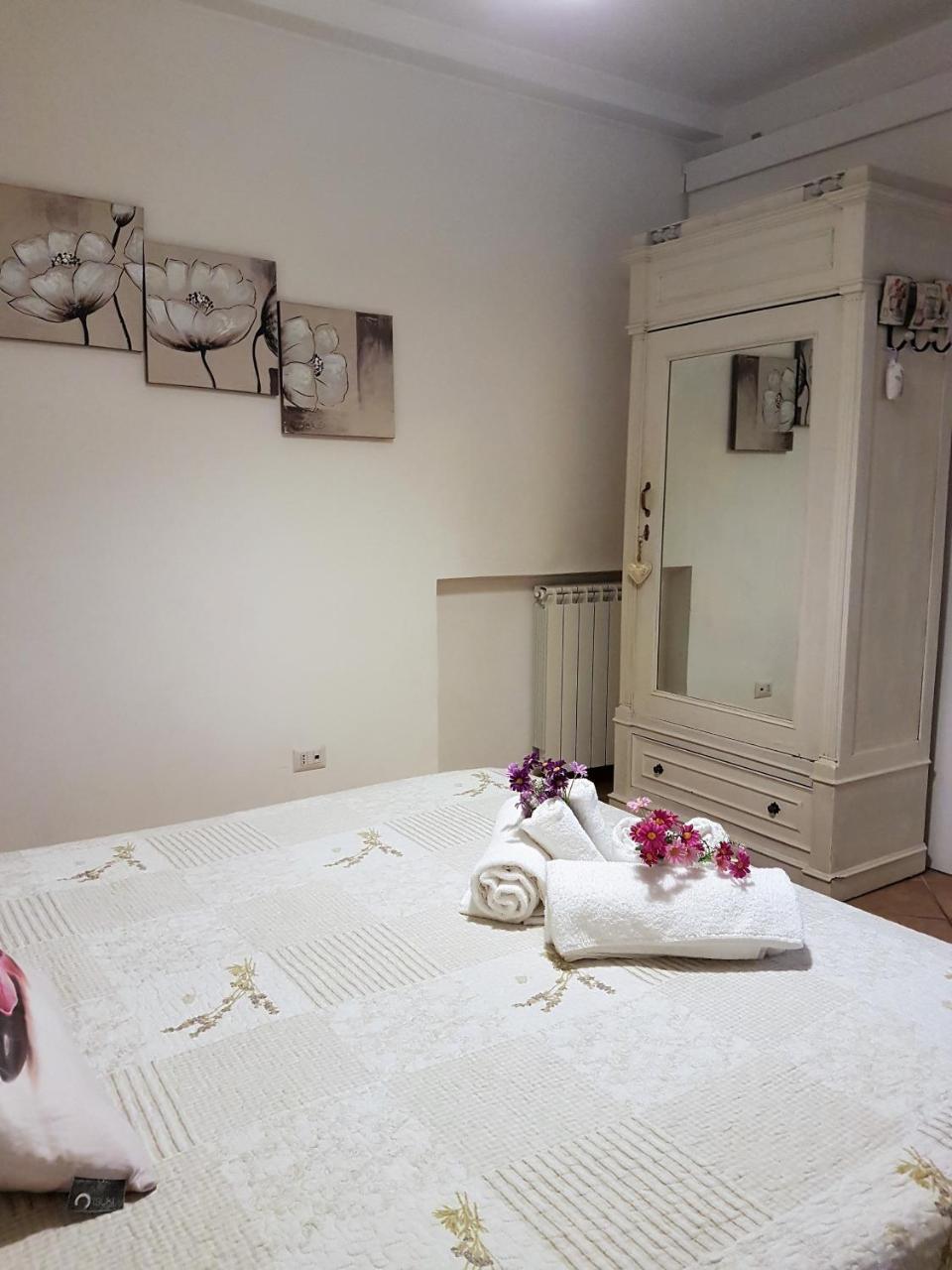Apartment Il Salotto Di Via Giulia Rome