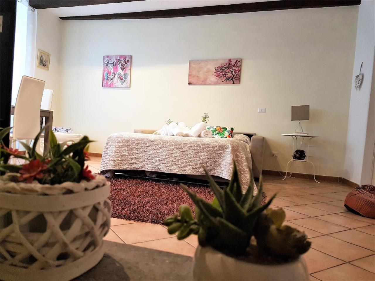 Apartment Il Salotto Di Via Giulia Rome