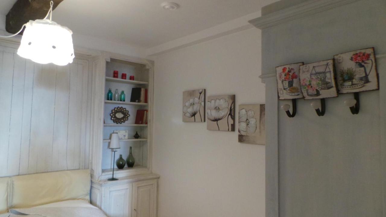 Apartment Il Salotto Di Via Giulia Rome